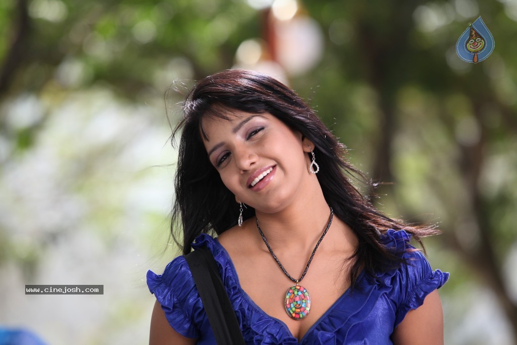 Pavani Reddy New Photos - 7 / 33 photos