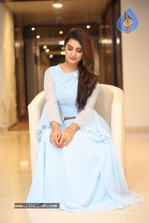 Payal Rajput Latest Pics - 21 / 40 photos