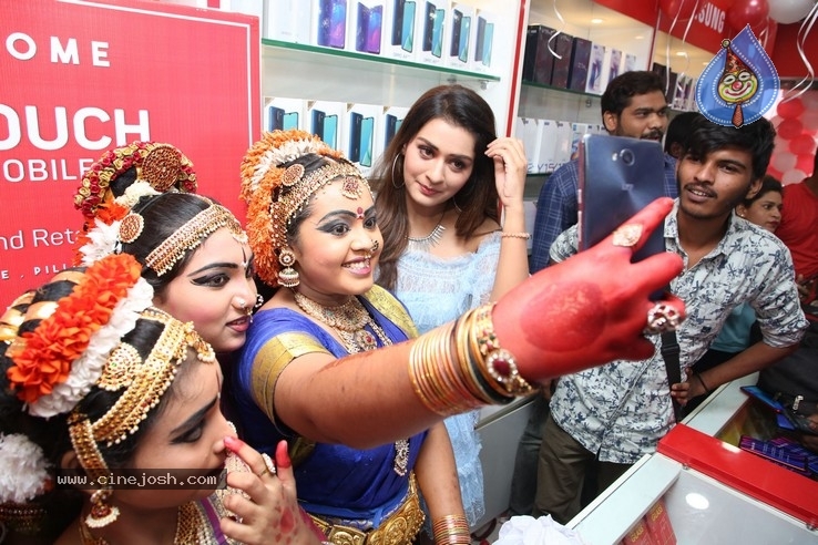 Payal Rajput  Launches Grand Touch Mobiles Store  at Dilsukhnagar - 12 / 21 photos