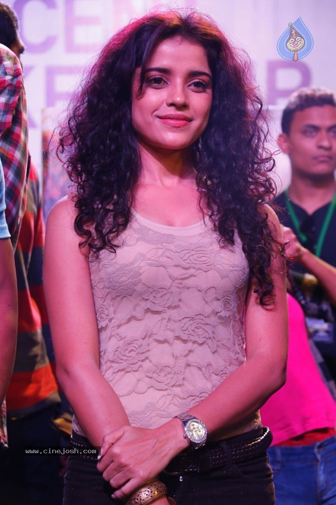 Piaa Bajpai Latest Stills - 22 / 63 photos