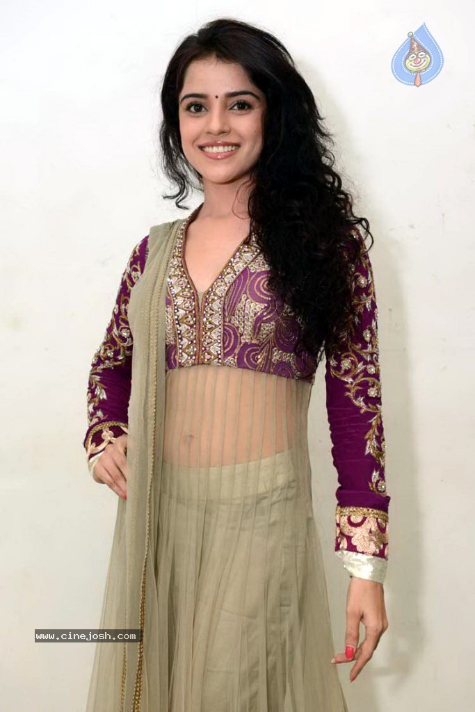 Piaa Bajpai New Stills - 25 / 31 photos