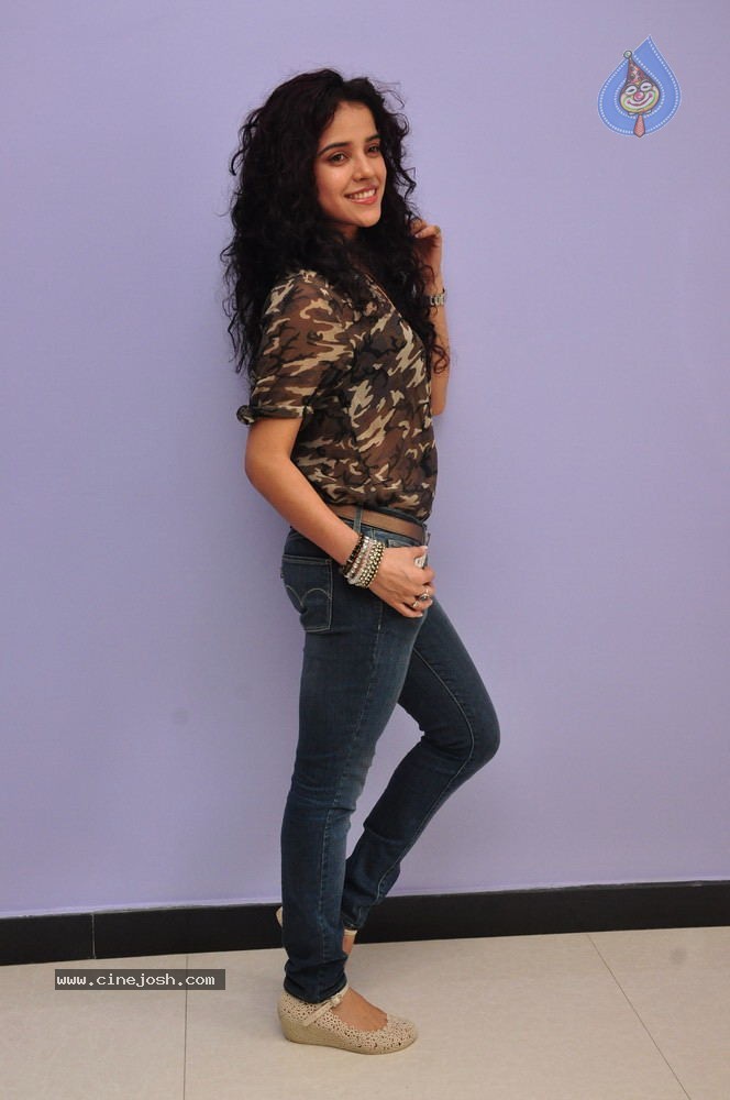 Piaa Bajpai Stills - 2 / 66 photos