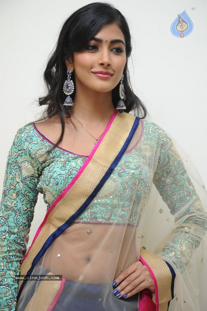 Pooja Hegde Latest Photos - 20 / 110 photos