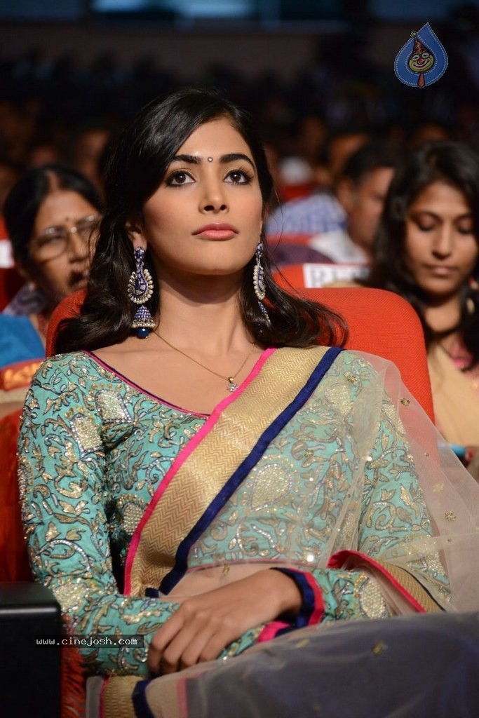 Pooja Hegde Latest Photos - 89 / 110 photos