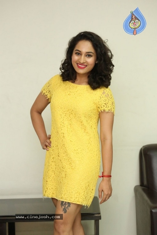 Pooja Ramachandran Latest Photos - 6 / 28 photos