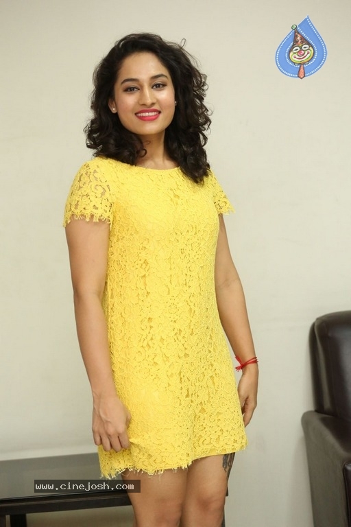 Pooja Ramachandran Latest Photos - 9 / 28 photos
