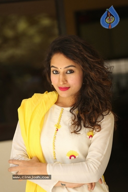 Pooja Ramachandran Photos - 2 / 20 photos