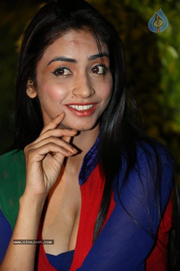 Pooja Sri New Gallery - 37 / 144 photos