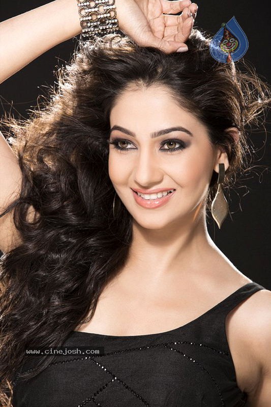 Pooja Varma Portfolio Stills - 5 / 25 photos