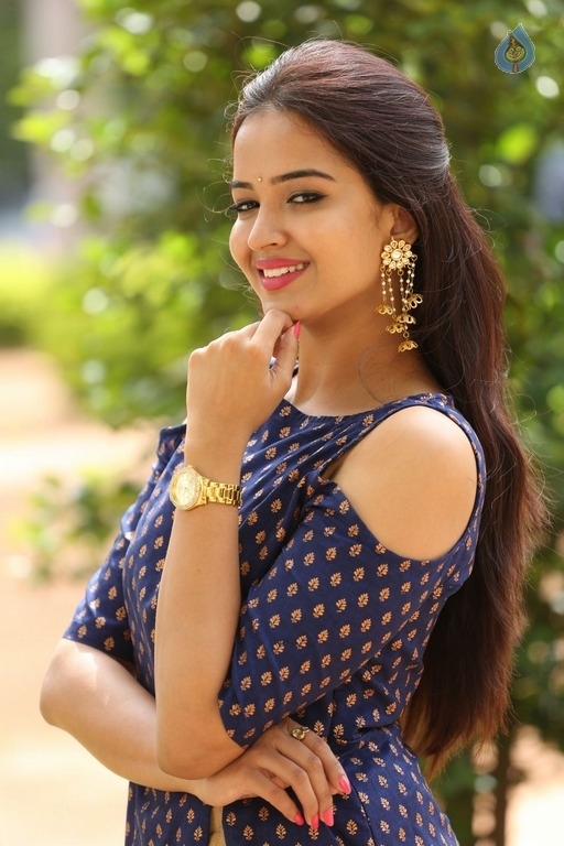 Poojitha Latest Photos - 9 / 40 photos