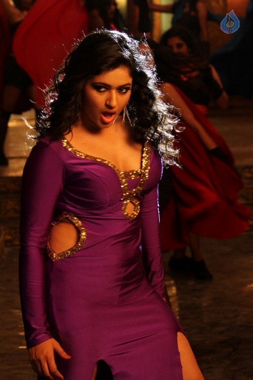 Poonam Bajwa Photos 2 - 14 / 35 photos