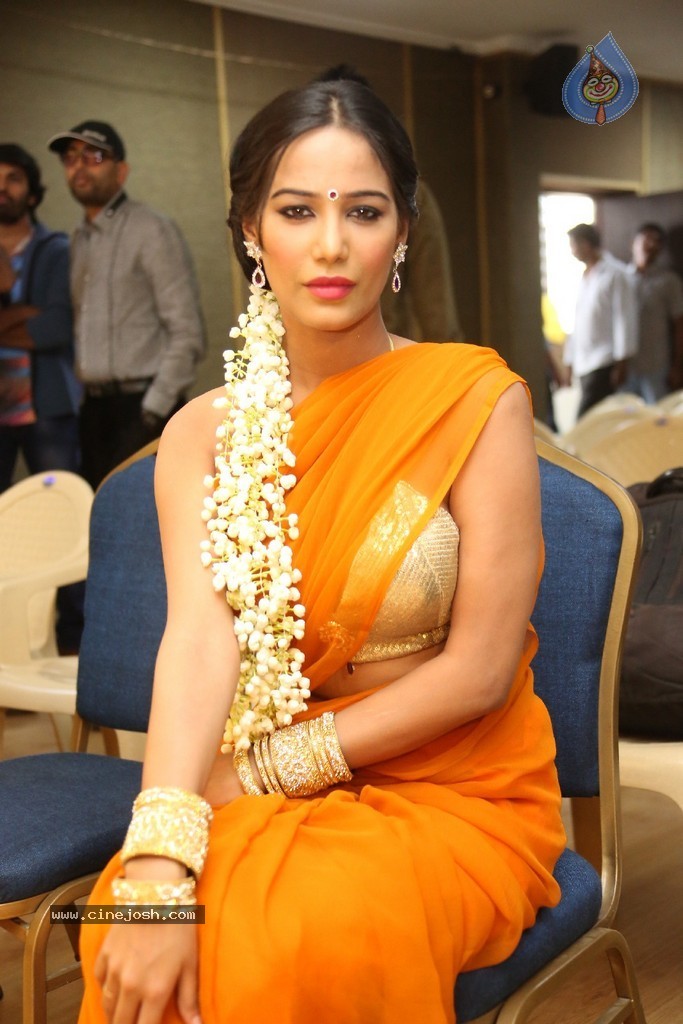 Poonam Pandey Latest Gallery - 189 / 195 photos