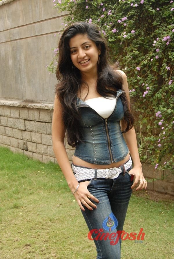 Poonam Kour - 10 / 113 photos