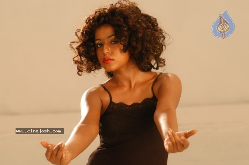 Poorna Latest Gallery - 70 / 73 photos