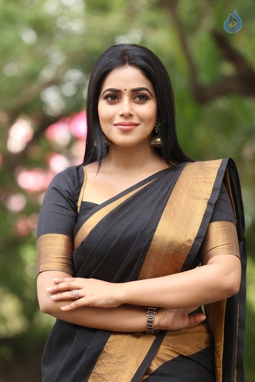 Poorna Latest Gallery - 17 / 21 photos