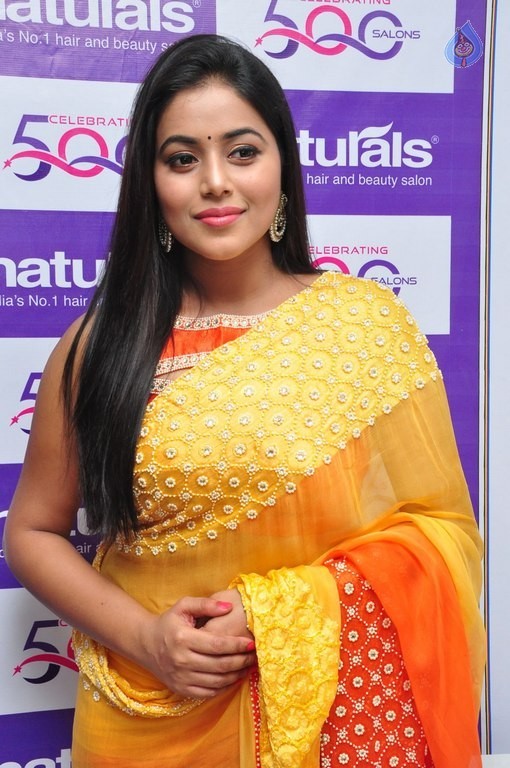 Poorna Latest Photos - 35 / 41 photos