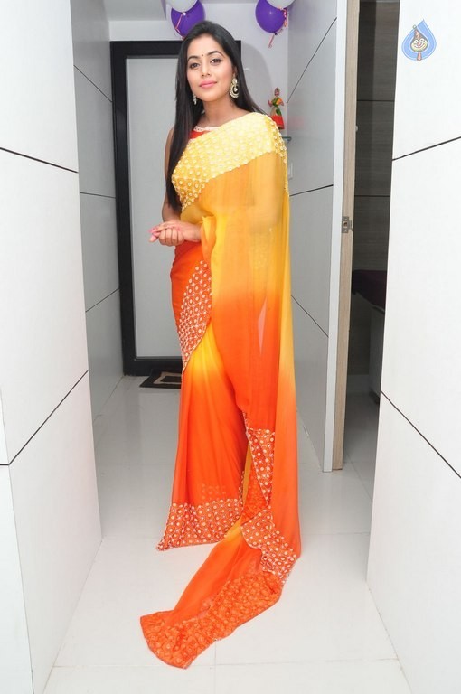 Poorna Latest Photos - 37 / 41 photos