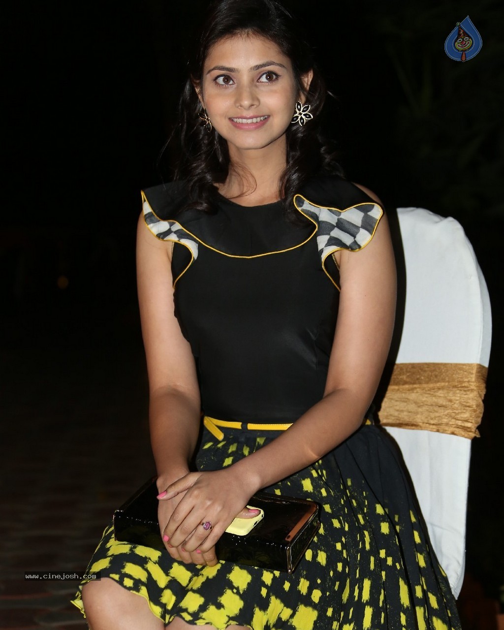 Prachi New Photos - 24 / 61 photos