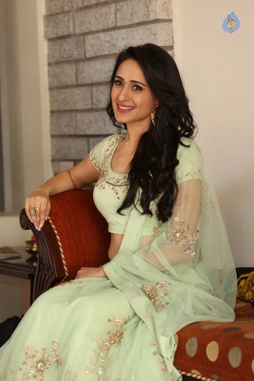 Pragya Jaiswal Latest Photos - 41 / 62 photos