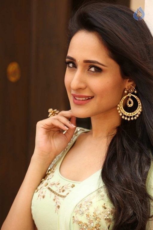 Pragya Jaiswal Latest Photos - 45 / 62 photos