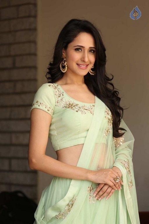 Pragya Jaiswal Latest Photos - 58 / 62 photos