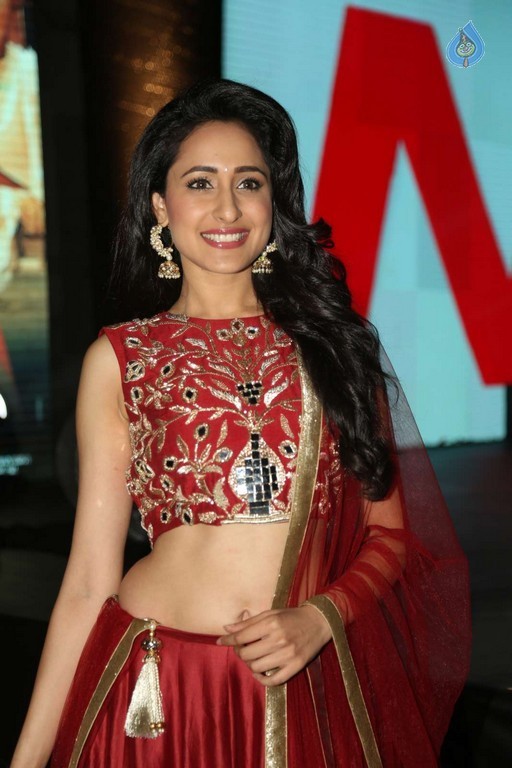 Pragya Jaiswal New Images - 41 / 51 photos