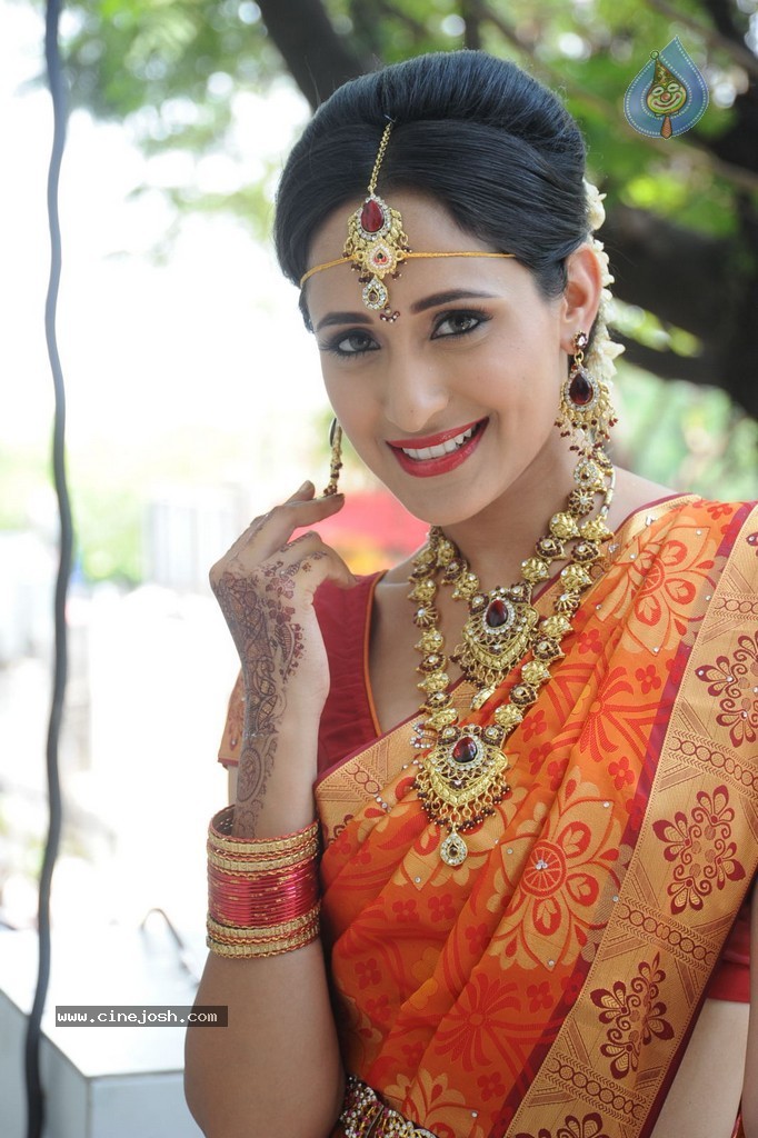 Pragya Jaiswal Stills - 1 / 82 photos