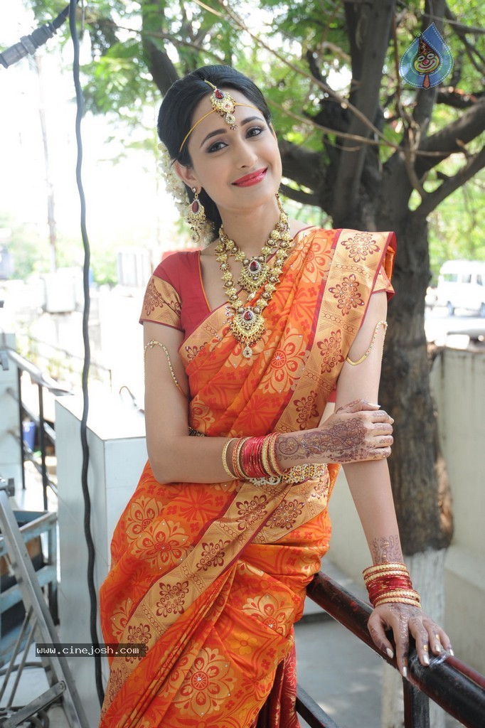 Pragya Jaiswal Stills - 68 / 82 photos