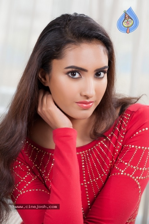 Pranathi Sharma Latest Photoshoot - 37 / 50 photos