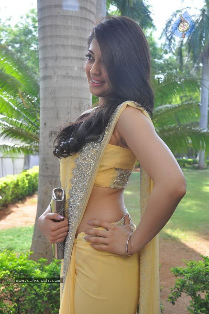 Praneetha Latest Stills - 7 / 58 photos