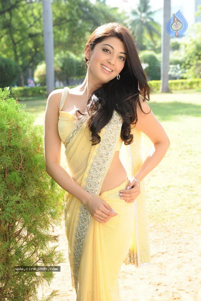 Praneetha Latest Stills - 36 / 58 photos