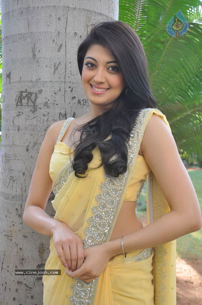 Praneetha Latest Stills - 43 / 58 photos