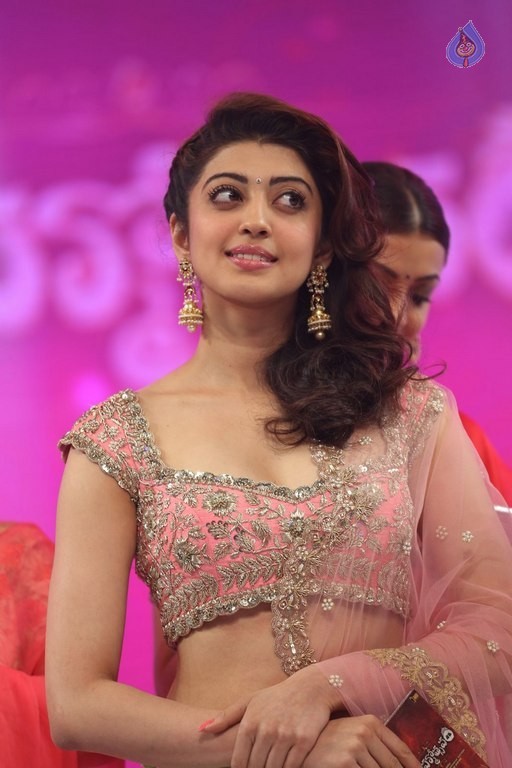 Pranitha at Brahmotsavam Audio Launch - 4 / 40 photos