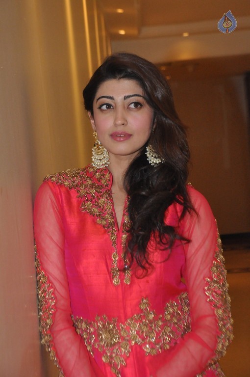 Pranitha Subhash New Photos - 48 / 58 photos