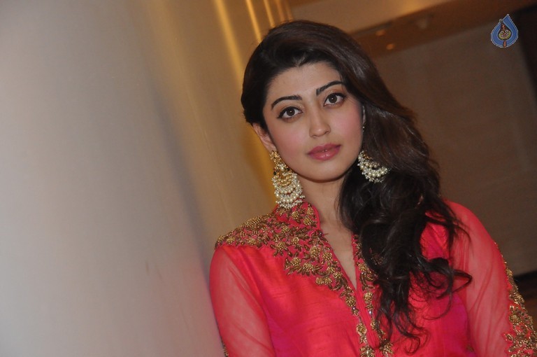 Pranitha Subhash New Photos - 53 / 58 photos