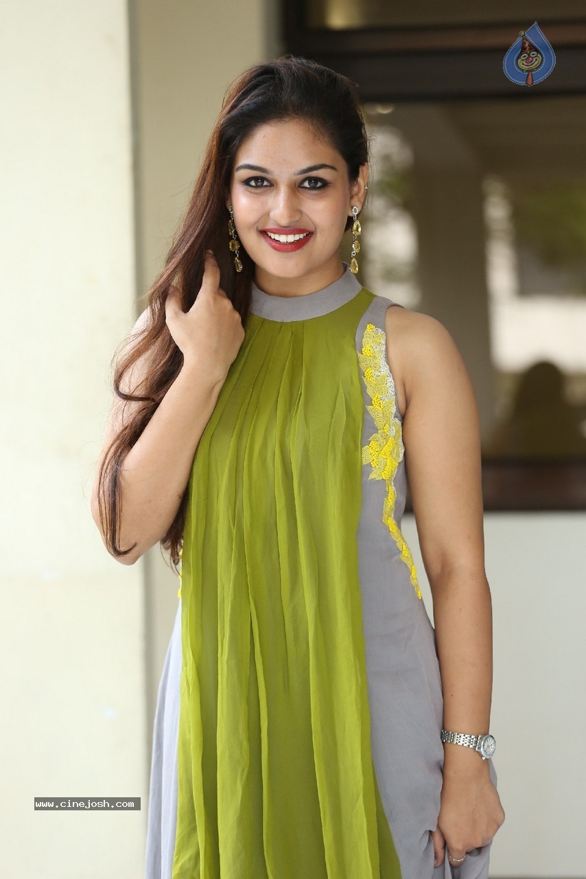 Prayaga Martin Stills - 8 / 54 photos