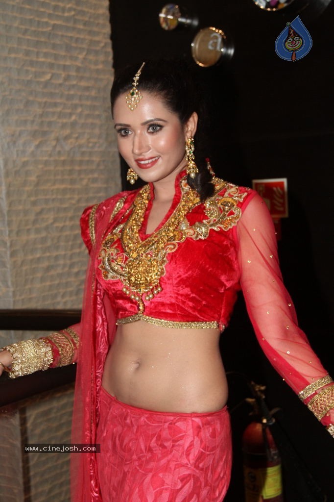 Preethi Rana Hot Photos - 55 / 115 photos