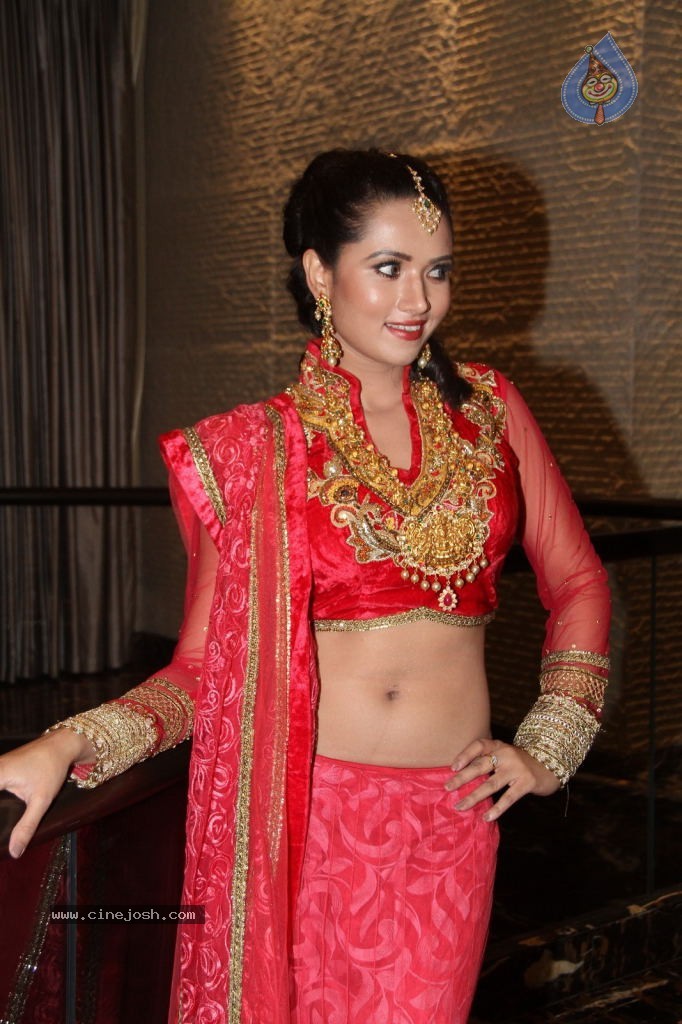 Preethi Rana Hot Photos - 106 / 115 photos