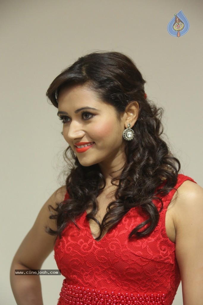 Preeti Rana Hot Gallery - 117 / 124 photos