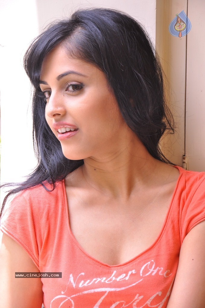 Priya Banerjee New Photos - 29 / 89 photos