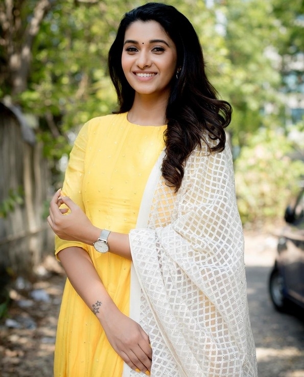 Priya Bhavani Shankar Photos - 5 / 13 photos