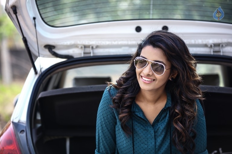Priya Bhavani Shankar Photoshoot - 8 / 13 photos