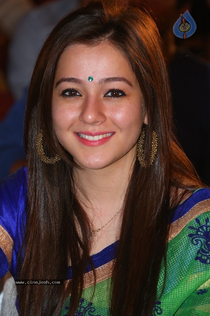 Priyal Gor Stills - 35 / 91 photos