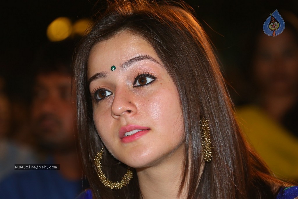 Priyal Gor Stills - 44 / 91 photos