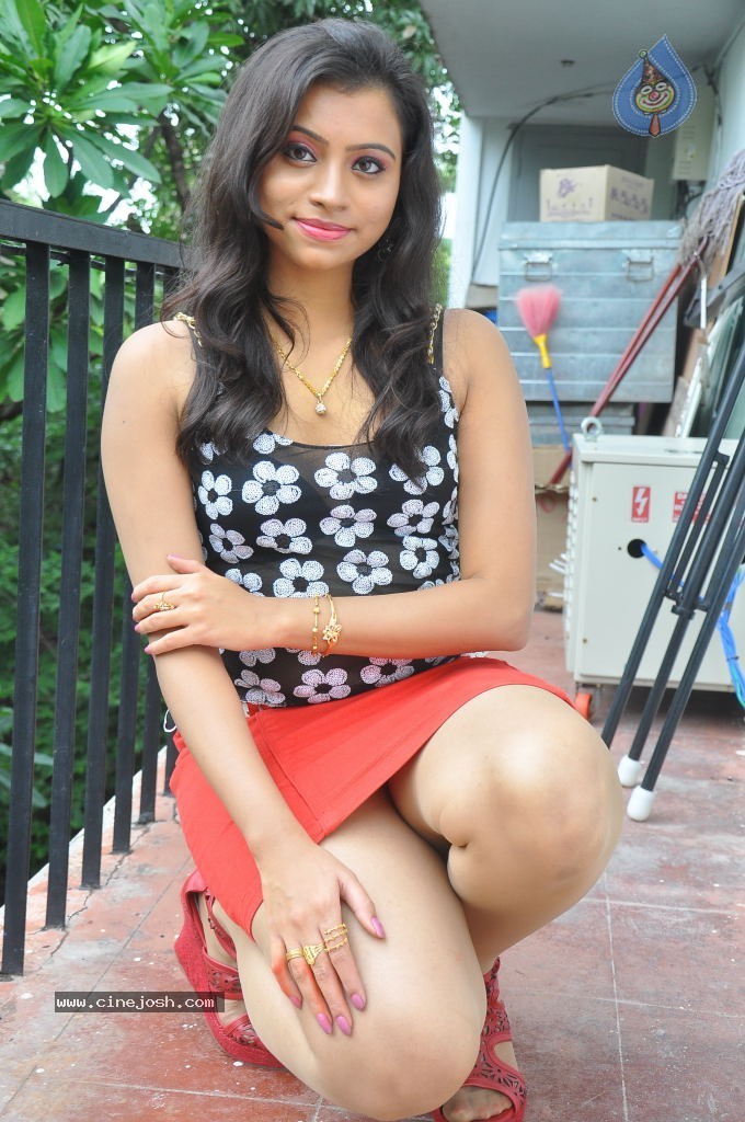 Priya New Photos - 5 / 45 photos