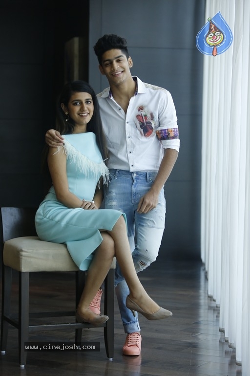 Priya Prakash Varrier And Roshan Combination Stills - 4 / 7 photos