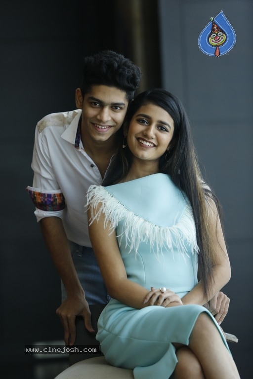 Priya Prakash Varrier And Roshan Combination Stills - 6 / 7 photos