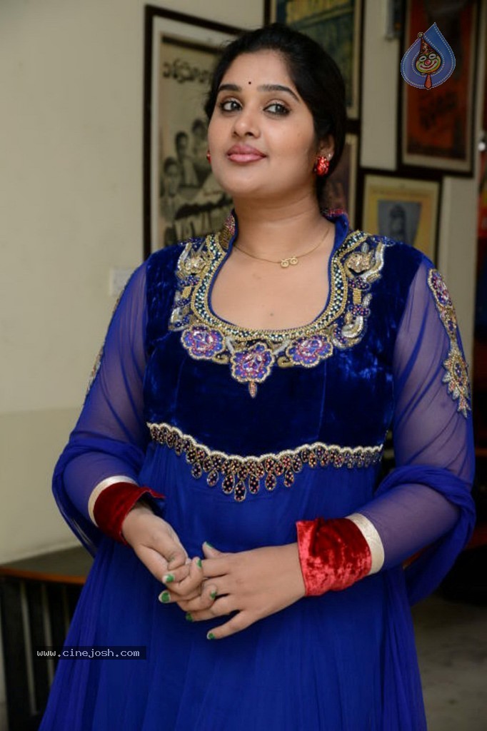 Priya Stills - 8 / 62 photos