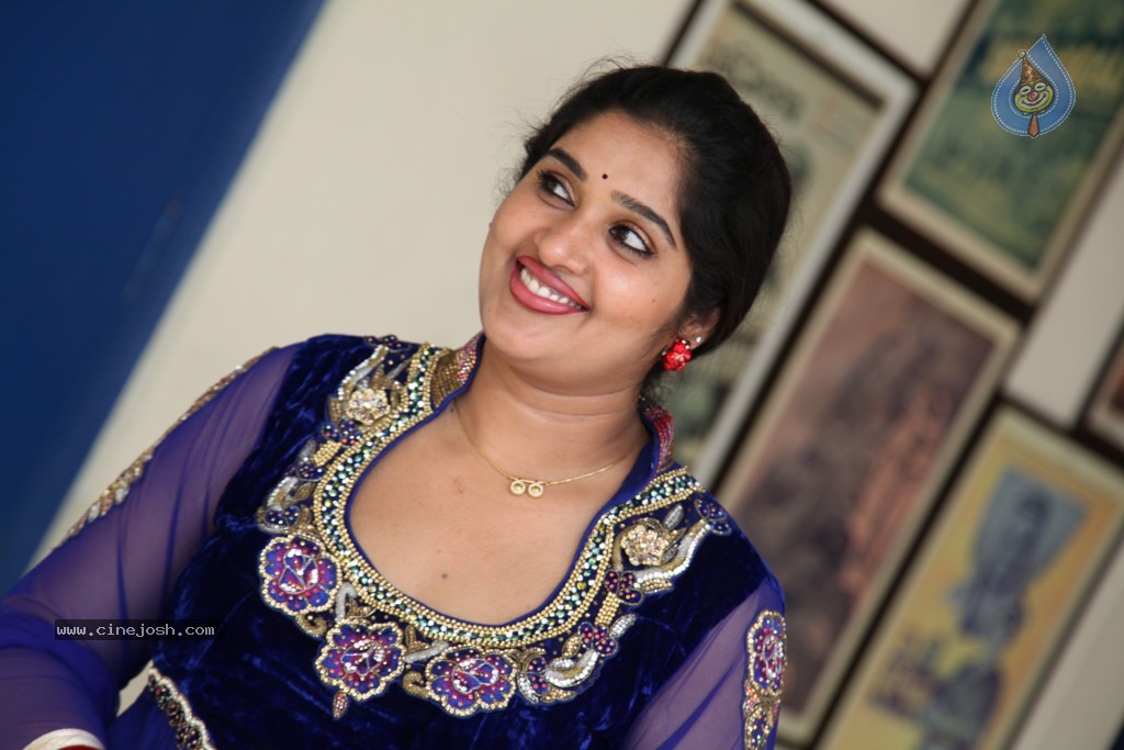 Priya Stills - 36 / 62 photos