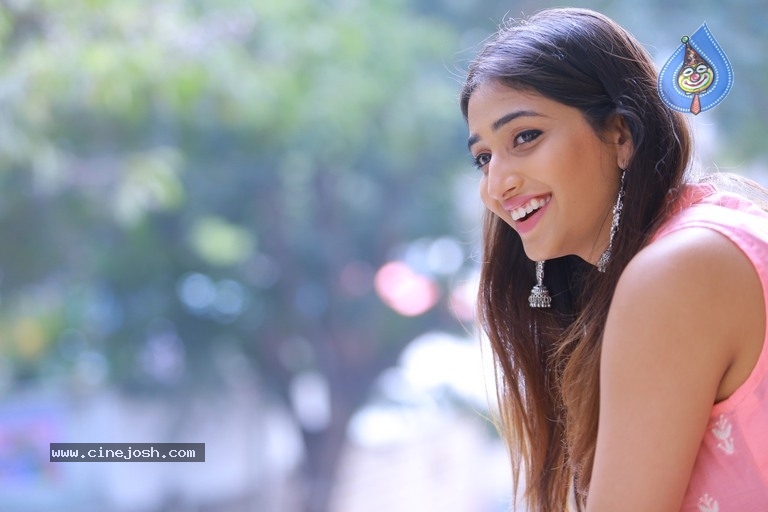 Priya Vadlamani Photos - 2 / 20 photos